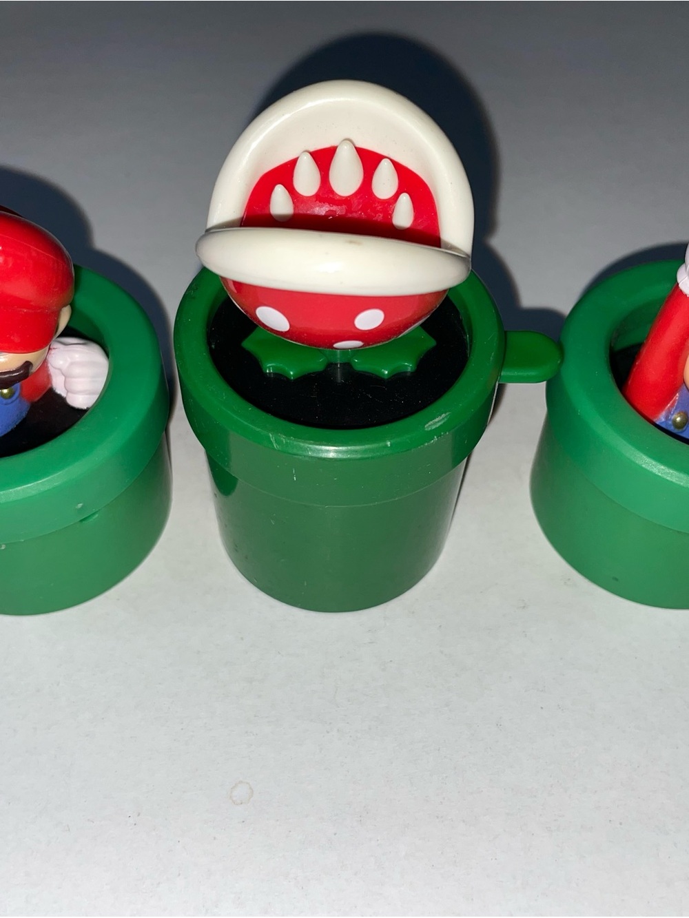 2 Mario + 1 Pirhanna Plant Toy Nintendo Warp Tube Pipe Super Mario Bros